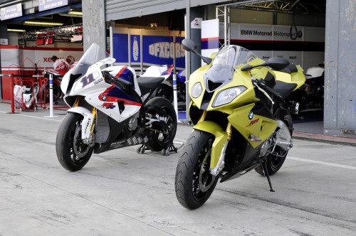 BMW restructures world superbike team
