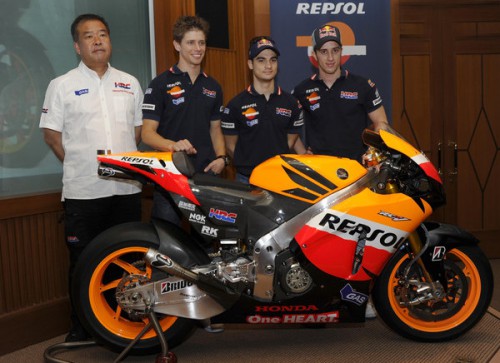 The RC212V and the riders