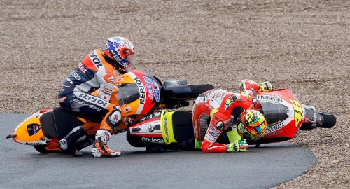 Rossi and Stoner crash