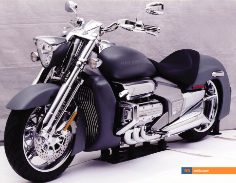 2003 Honda Valkyrie Rune - click for more photos