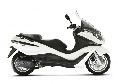 Elegant and sleek design - Piaggio X10