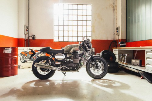 2015 Moto Guzzi V7II Cafe Racer