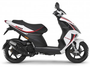 2015 Piaggio NRG 50 with red graphics Piaggio NRG 50 with red graphics
