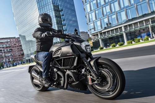 2016 Ducati Diavel Carbon