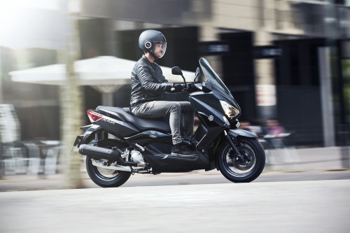 2016 Yamaha X-MAX Iron Max special edition